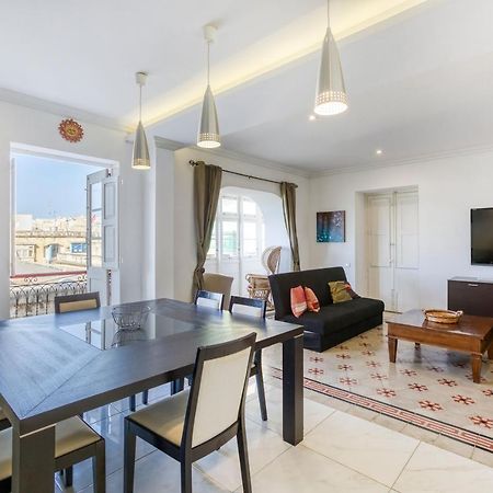 A 1Br Stylish, Fully Equipped Home In The Capital By 360 Estates فاليتا المظهر الخارجي الصورة